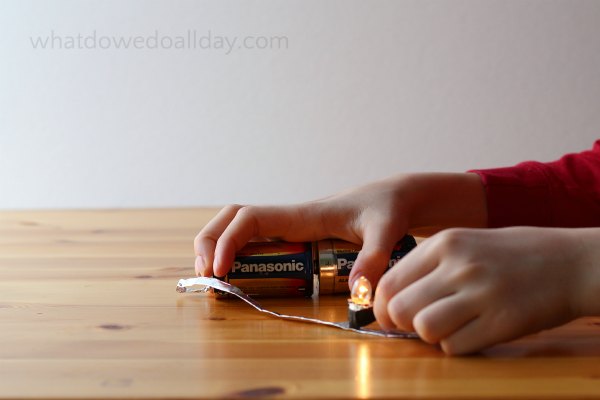Make light with a simple circuit science project. 