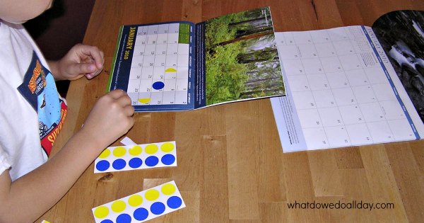 Moon phase activities for kids using a calendar. Great for preschoolers!